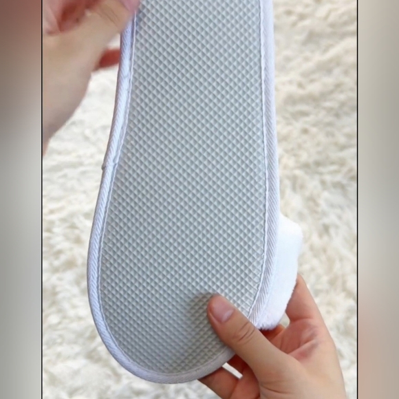 New, Bride slippers white gold embroidered womens one size fits most wedding - Picture 6 of 12